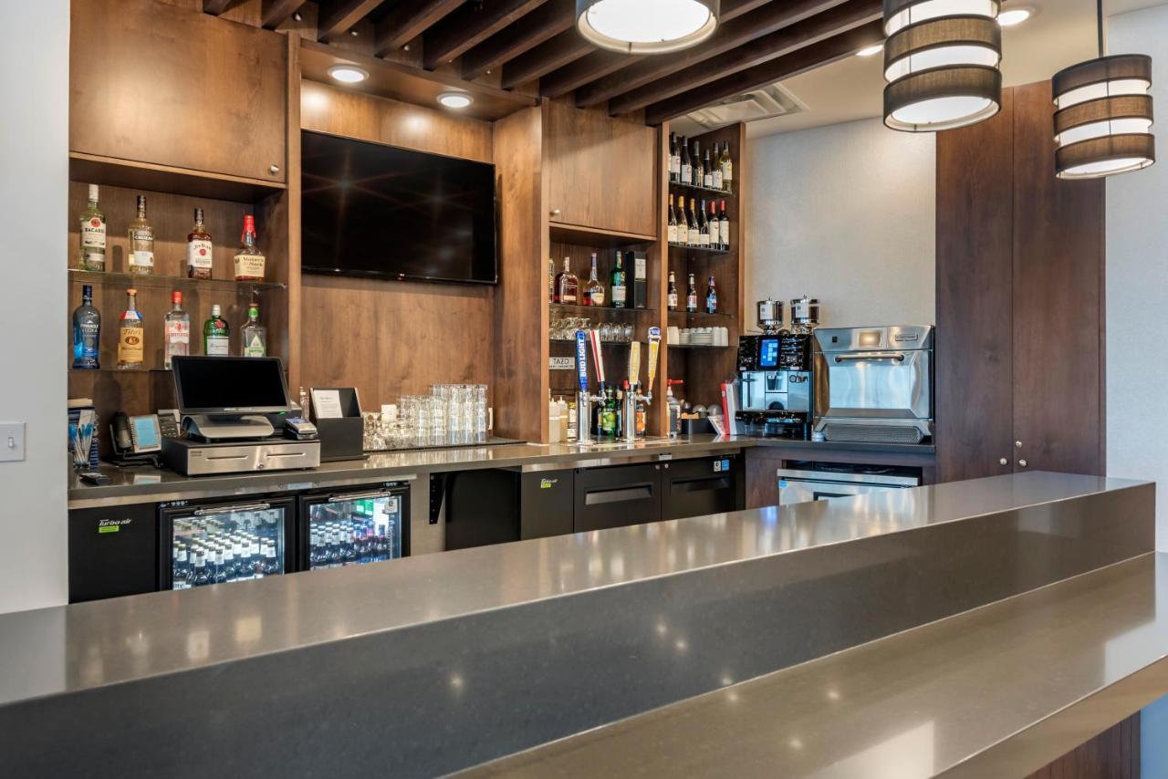 Hyatt Place Indianapolis Кармел Екстер'єр фото