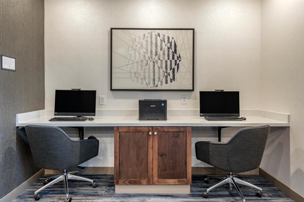 Hyatt Place Indianapolis Кармел Екстер'єр фото